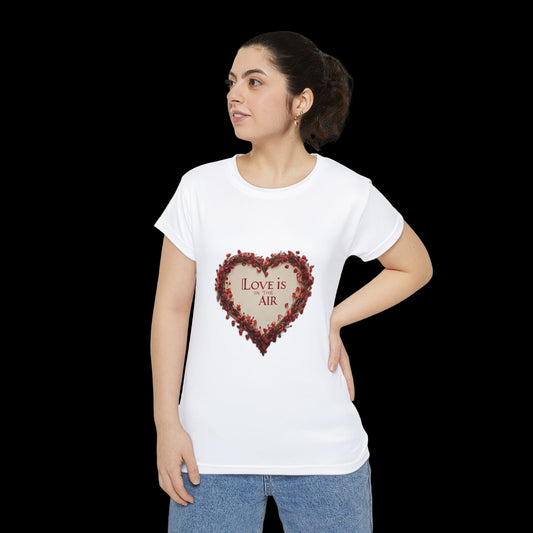 Women's T-Shirt Love is in the Air Design